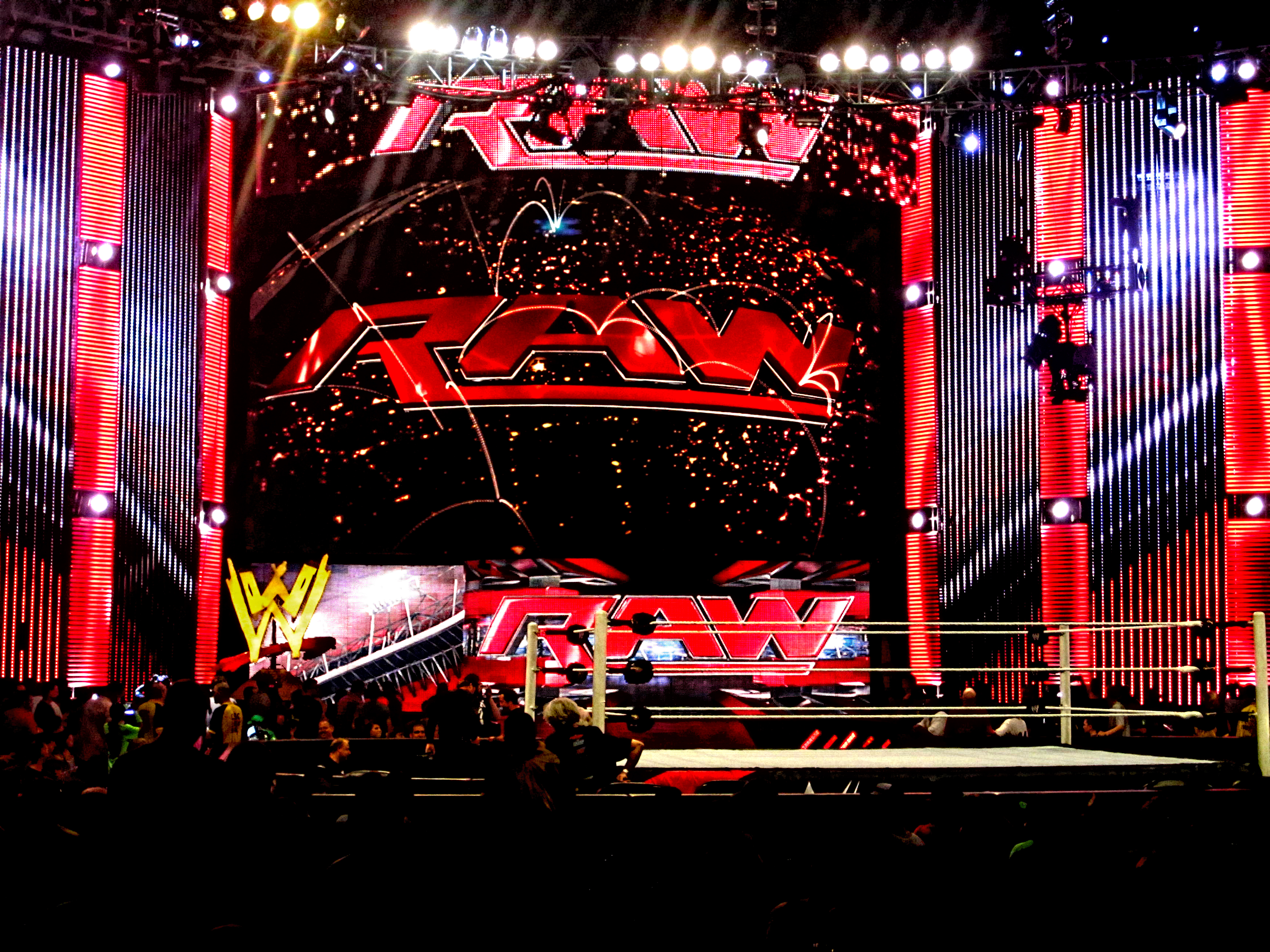 WWE Raw Theme Song | Movie Theme Songs & TV Soundtracks